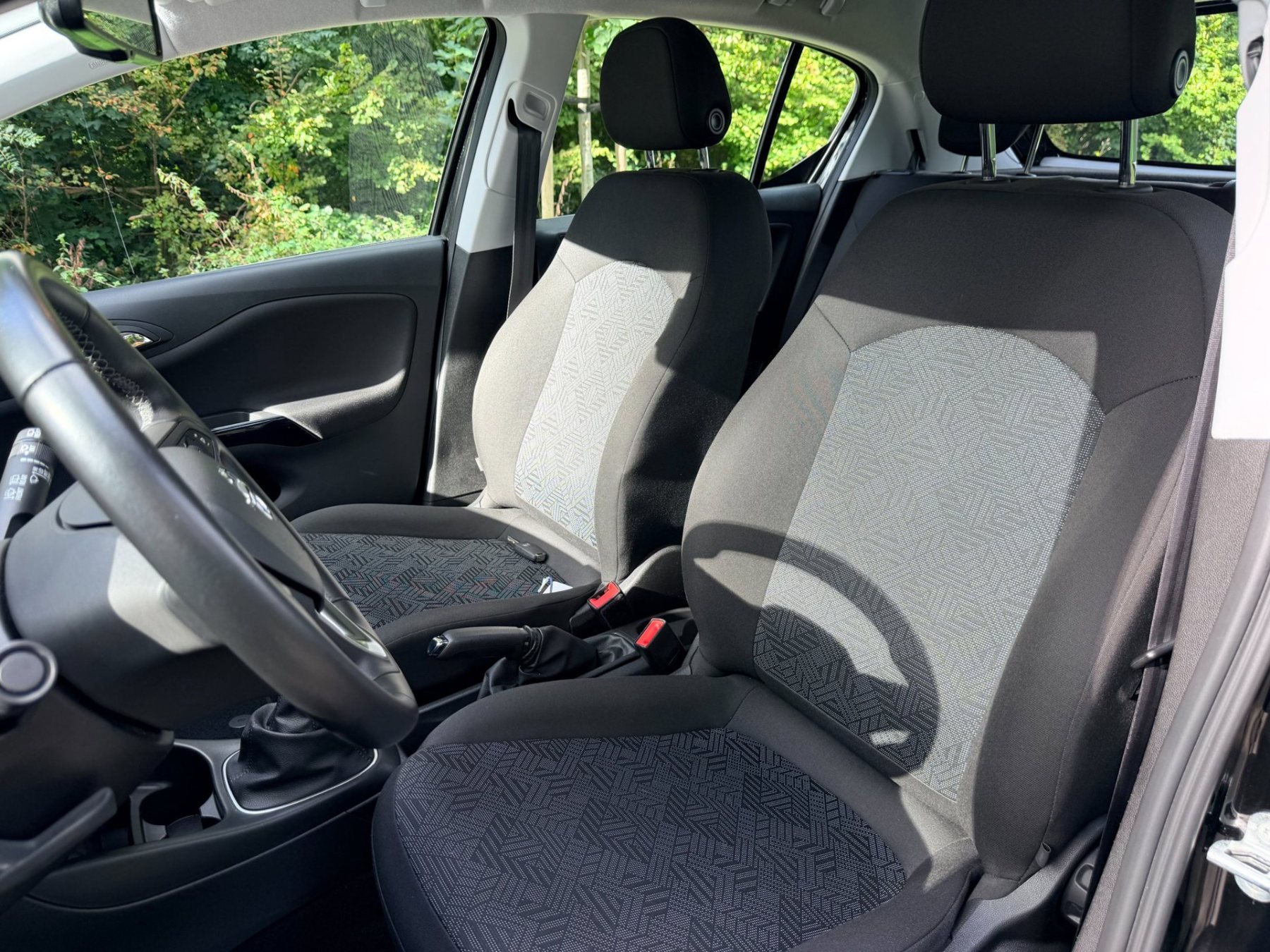 Opel Corsa 1.4 Edition foto 10