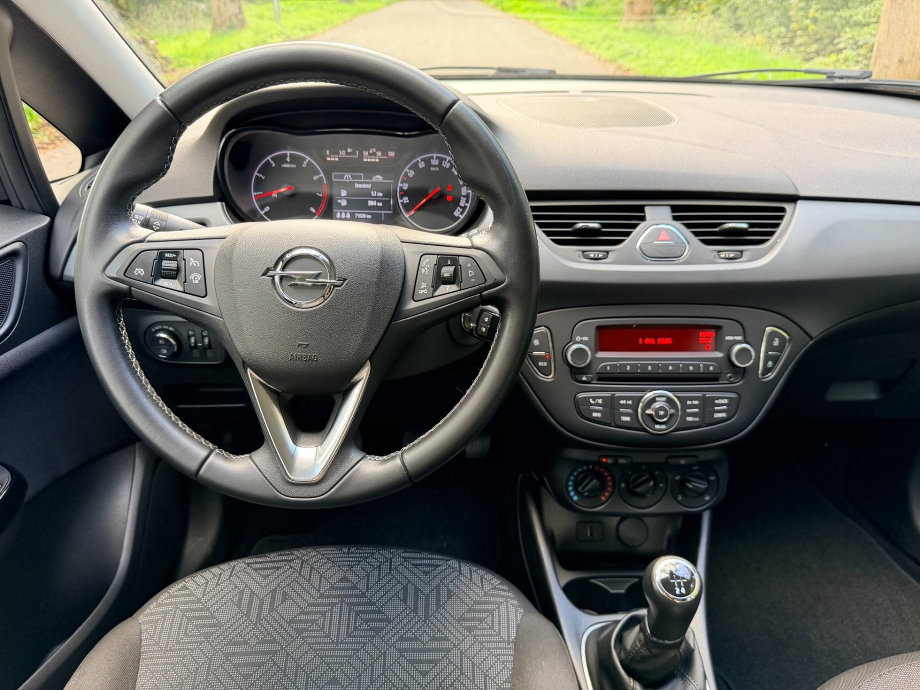 Opel Corsa 1.4 Edition foto 12